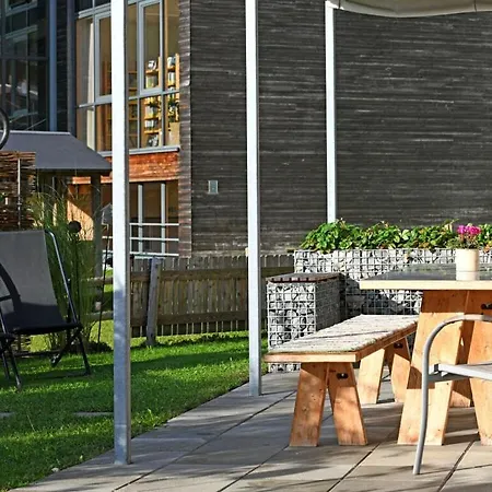 H Au Sblick Comfortable *